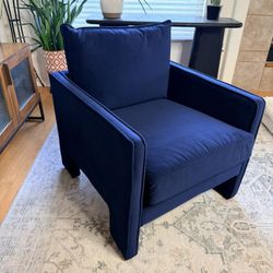Brand New Article Oren 29.5" Velvet Lounge Chair 