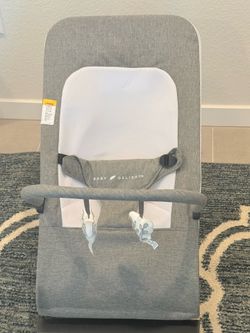 Baby Delight baby bouncer / rocker 🤍
