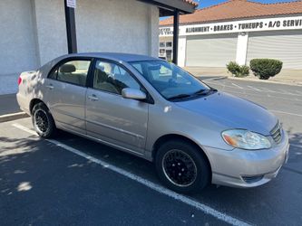 2004 Toyota Corolla Le