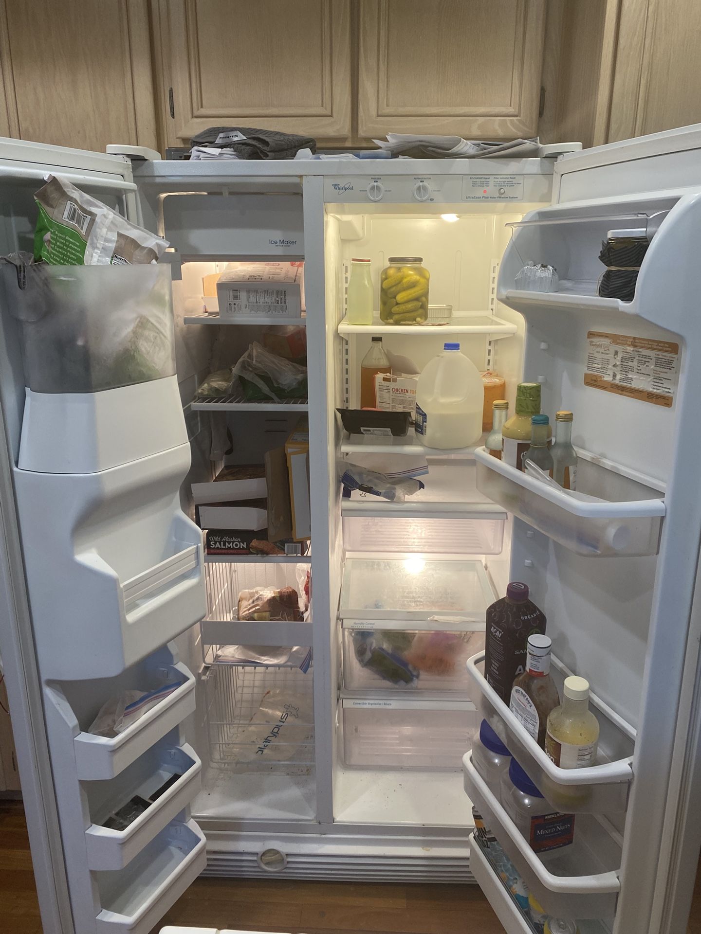 Whirlpool Fridge 25.4 Cu ft