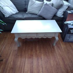 Coffee table. Victorian vintage style