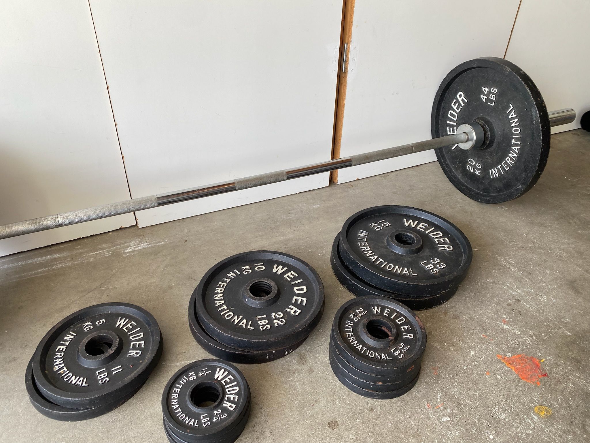 Weider International - Joe Weider Professional brand Olympic cast iron vintage weights