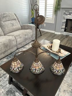 Vintage Style 3-Light Stained Glass Chandelier