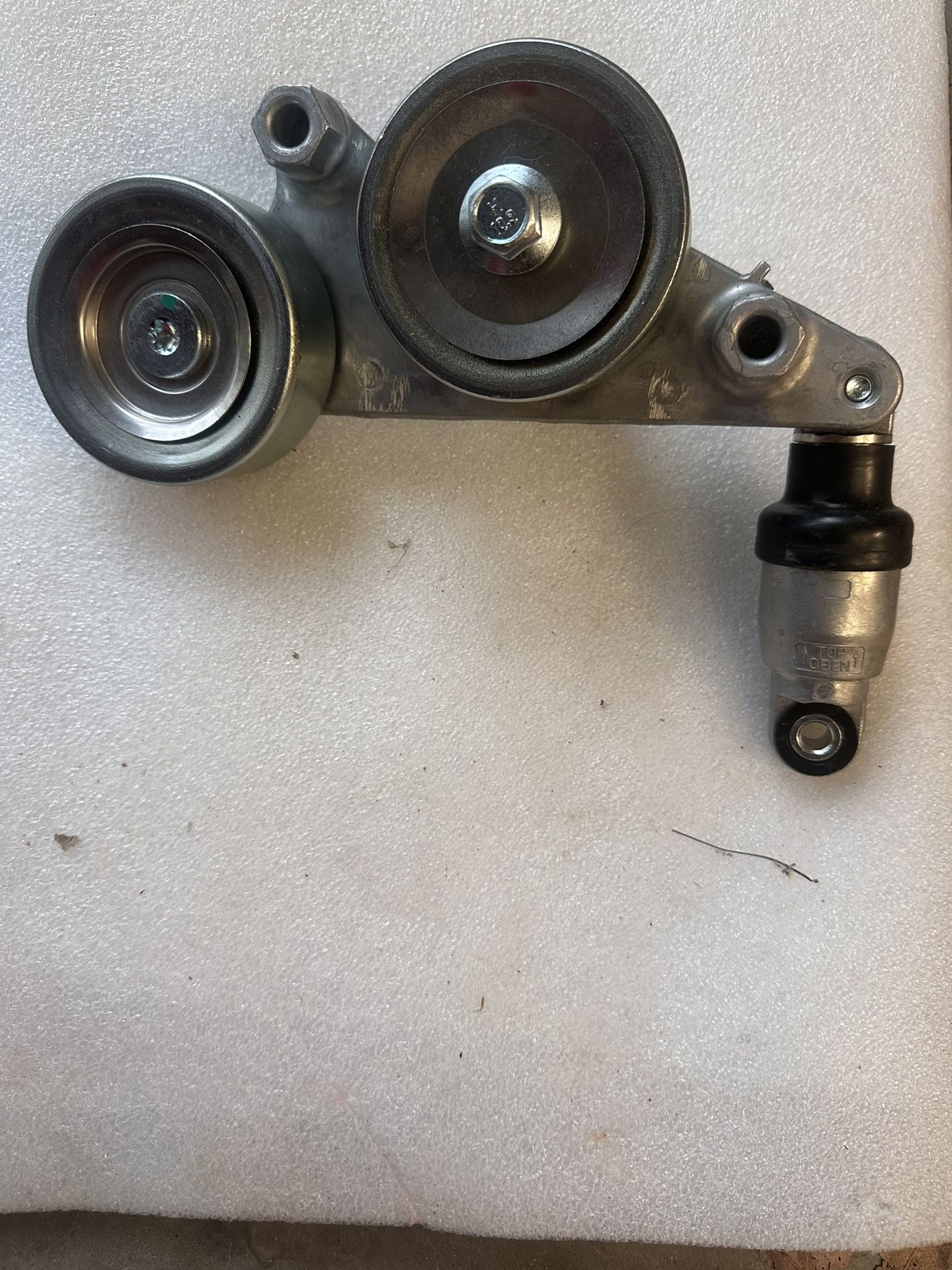 Accessory Drive Belt Tensioner Assembly - Honda (31170-R70-A01)
