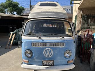1971 VW Bus Westfalia Camper