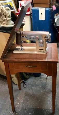 Carson Pirie Scott Sewing Machine Table 1603