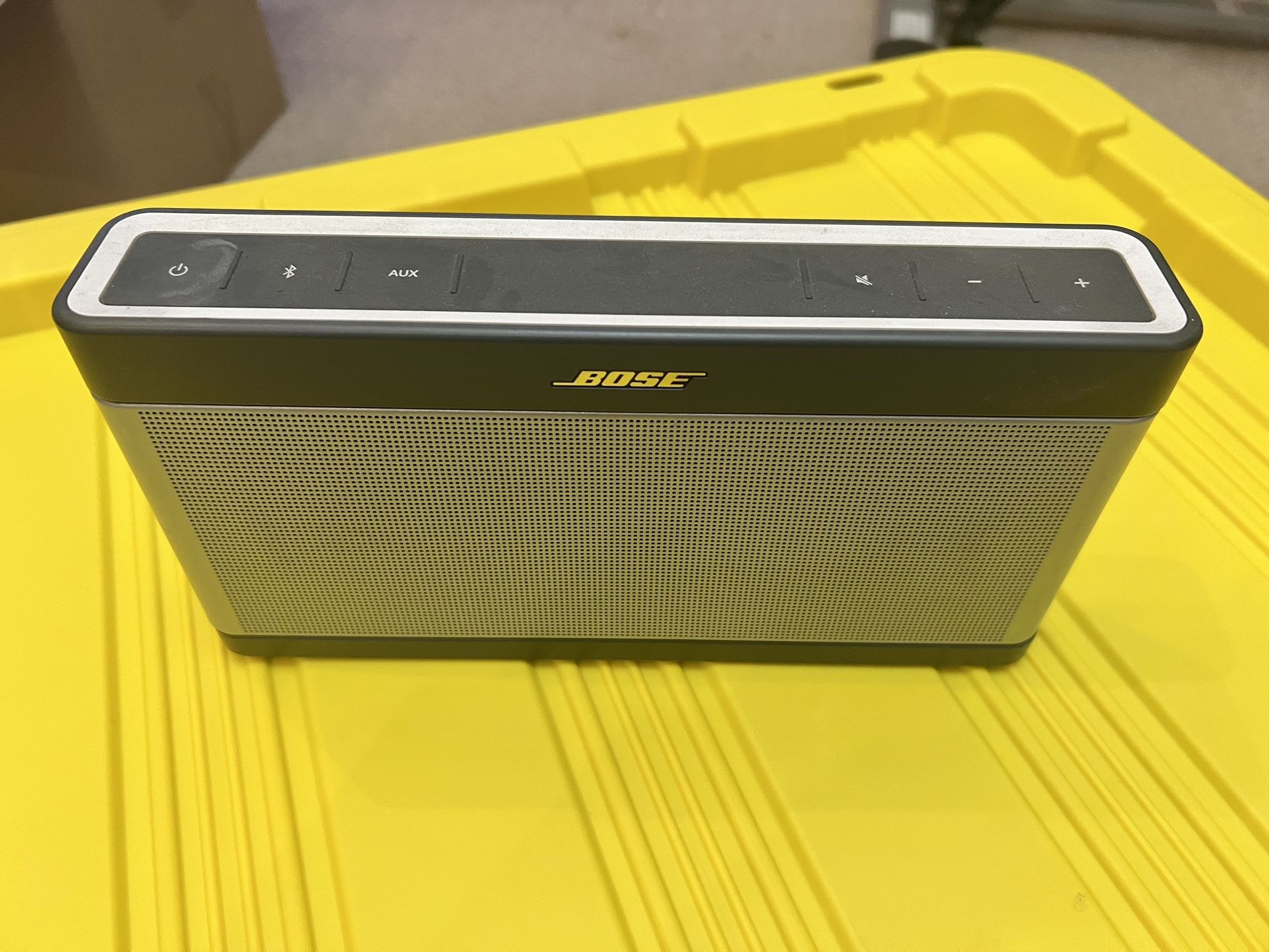 Bose Soundlink Bluetooth Speaker III - Silver