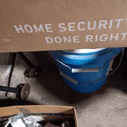 Simple Safe Home Security System 