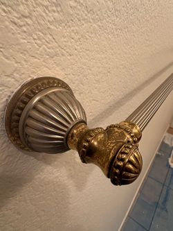 Elegant Towel Bar