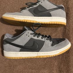 NIKE DUNK SB 