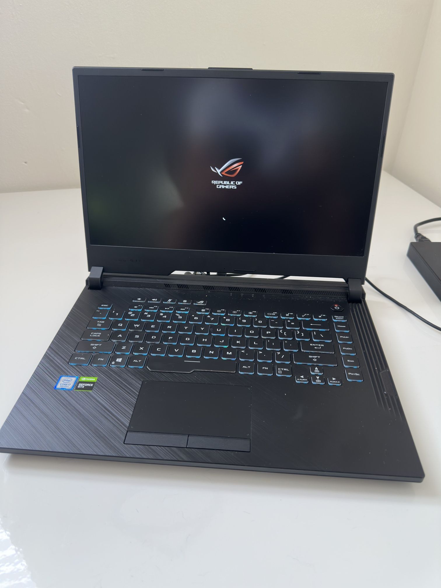 GAMING LAPTOP