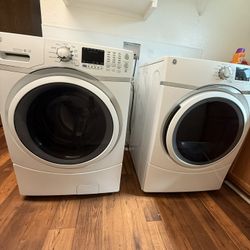 GE Washer And Dryer Set 