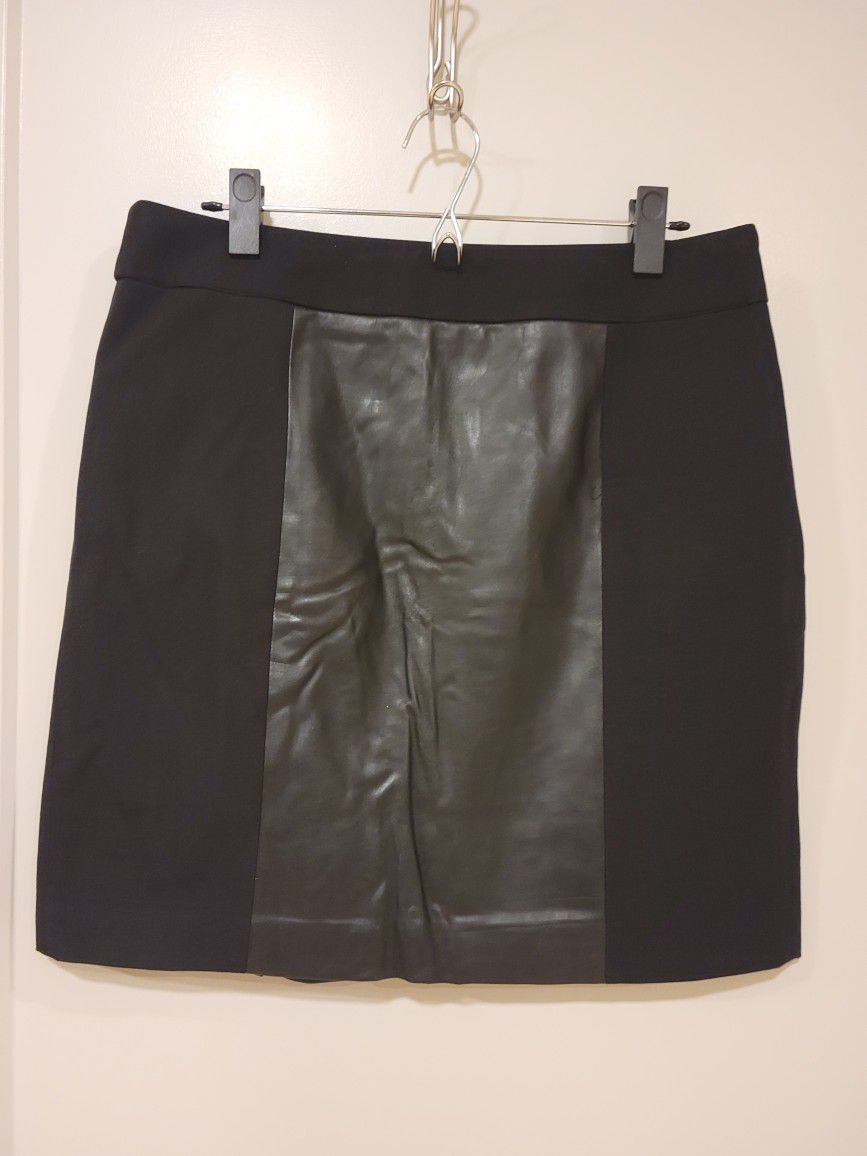 Black Miniskirt 