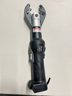 Huskie Crimper