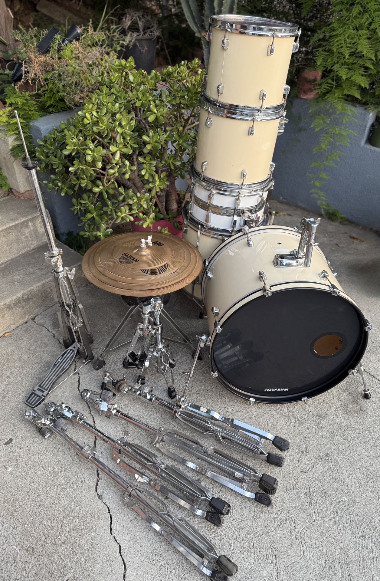 Pearl Drum Set, 5 Piece