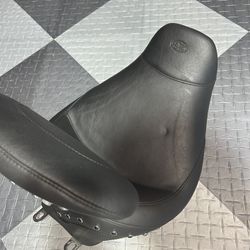 Harley Davidson Mustang solo Seat With Backrest