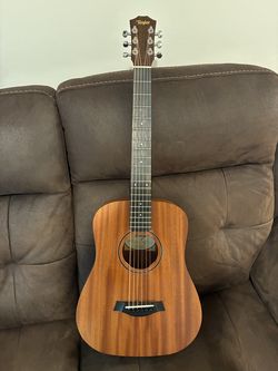 Taylor BT2 Acoustic Guitar