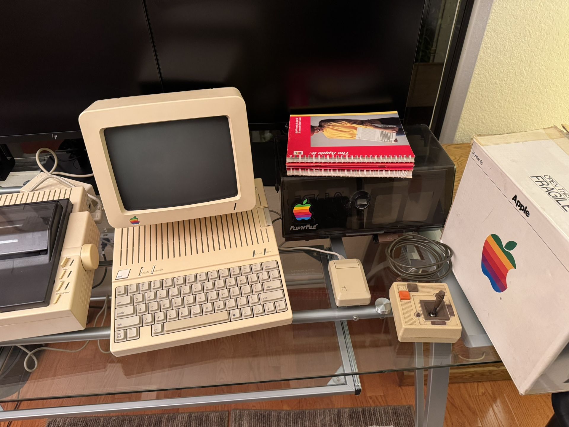 Apple //c Vintage Computer System – Complete, Working, Original Owner – 50+ Games