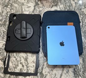Apple iPad (10th Generation): with A14 Bionic chip, 10.9-inch Liquid Retina Display, 256GB, Wi-Fi 6, 12MP front/12MP Back Camera, Touch ID, All-Day Ba