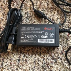 AC/DC charger adapter input 100-240V output 14V