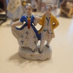 Vintage Japan Pprcelain Figure