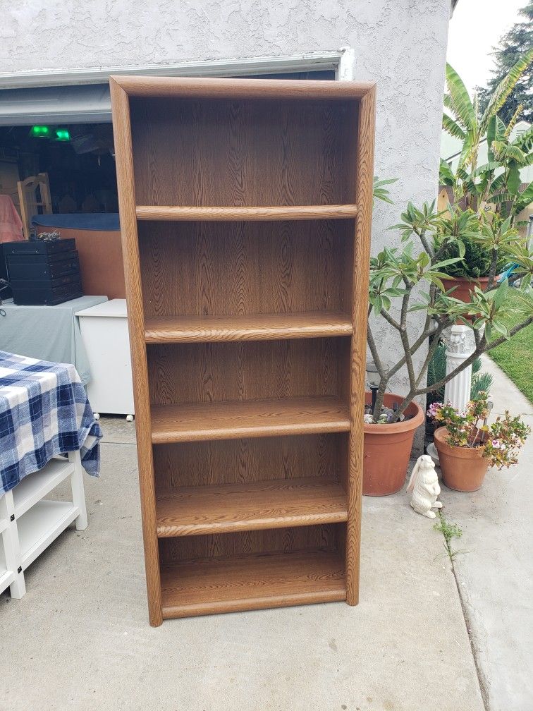 Shelf Unit