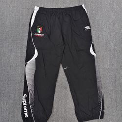 Supreme Sweats Embro