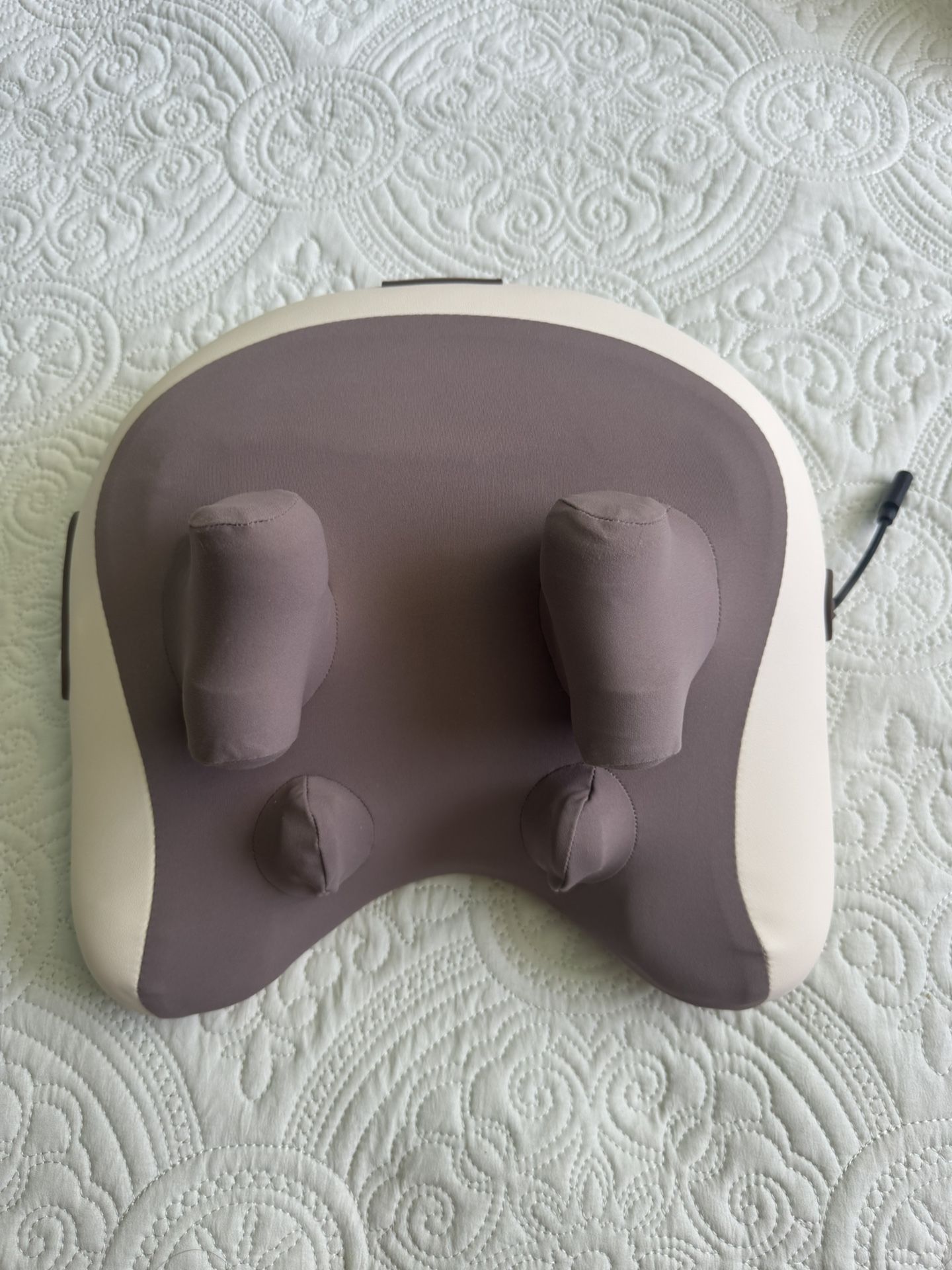 HiZoo Pillow Neck And Shoulder Massager