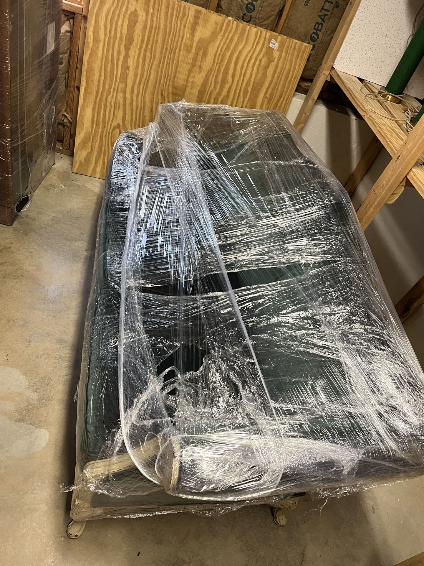 Emerald Velvet Sofa With Cream Wood