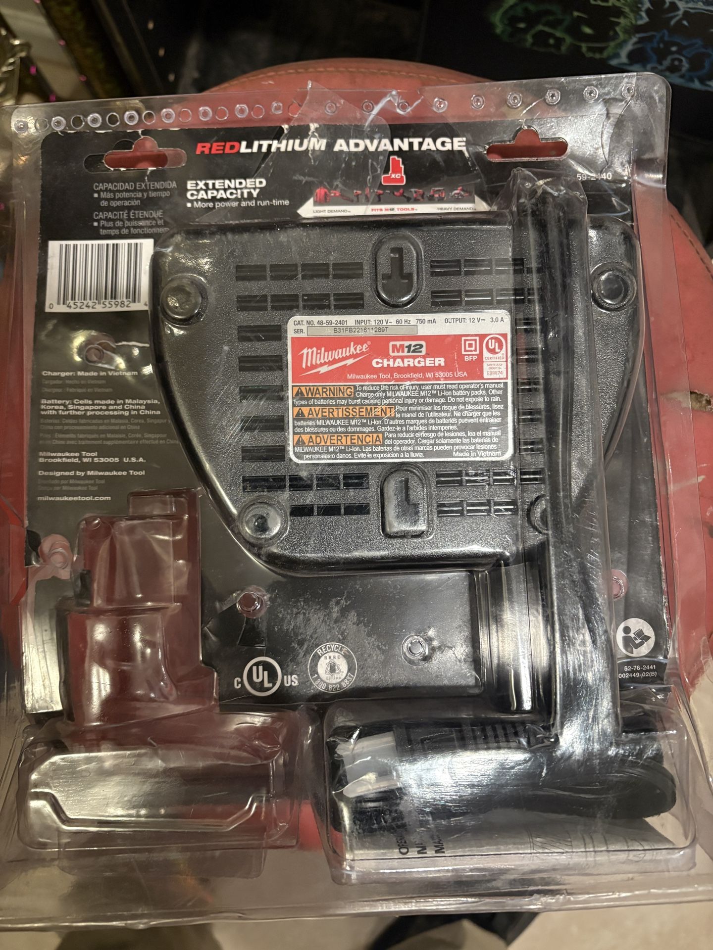 New Milwaukee M12 Charger 