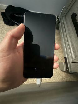 Samsung galaxy s22 (read description)