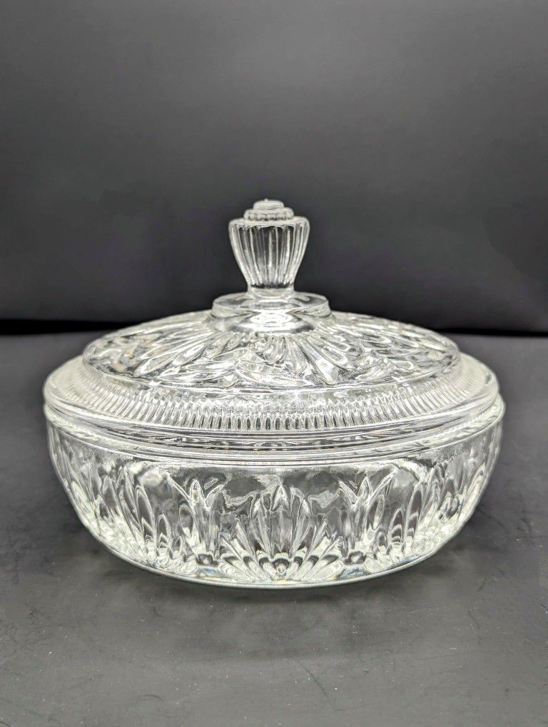  Vintage Avon.  Clear Glass Covered Candy Dish EUC 