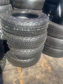 Set of four used bridgestone 245/75R17 $300