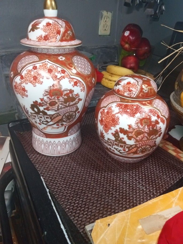 2 early 20th Century Japanese ginger jars