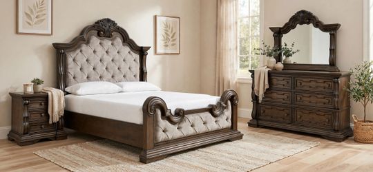 Maylee Bedroom Set