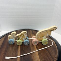 Guess how much I love you wooden pull toy