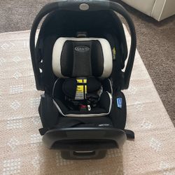 Graco Infant Car Seat  