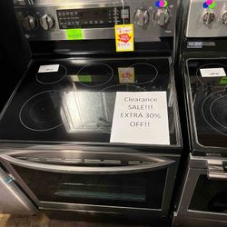 LG LRELF InstaView AirFry 30-in Stove DBG0Q