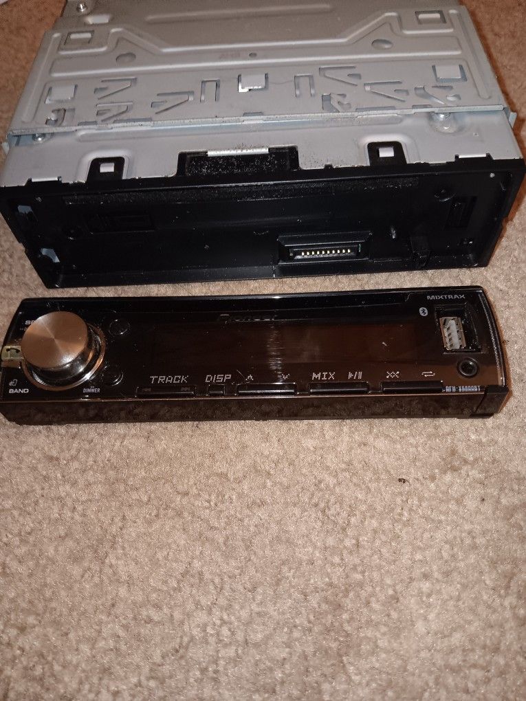 Pioneer Stereo Bluetooth, USB ,CD