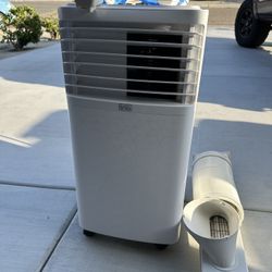 Black & Decker AC