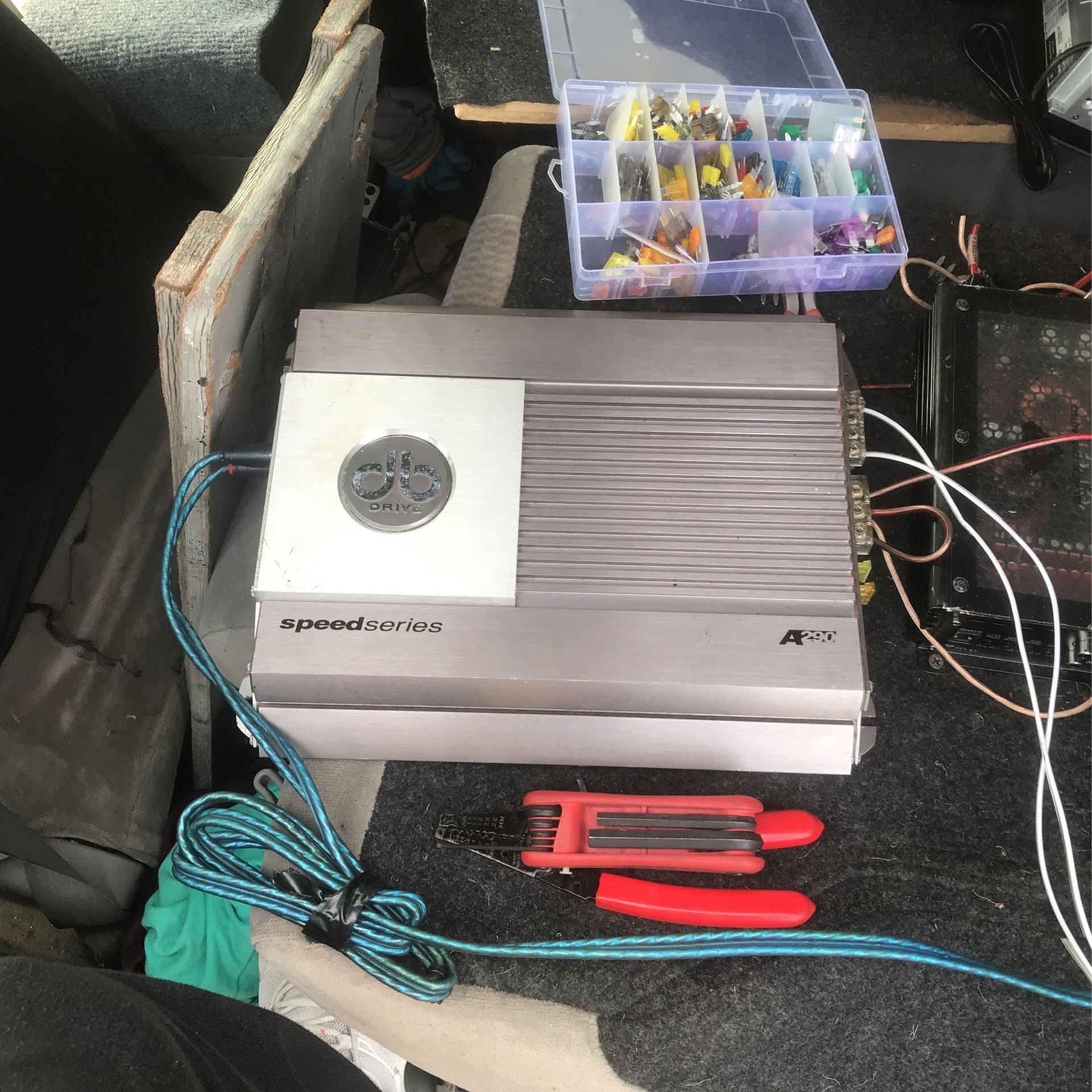 db Drive 2ch Brigadeable And Blaupunkt Amp