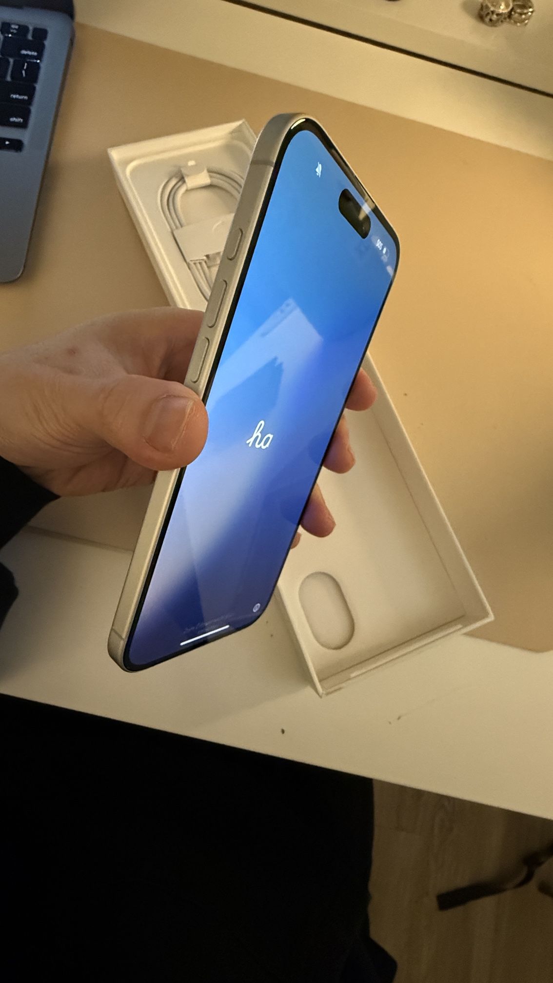 iPhone 16 Plus