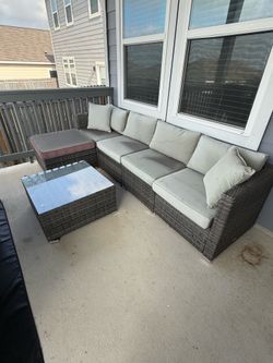 Patio furniture set
