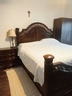 King Bed set 5pc wood