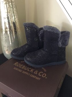 Size 1 winter boot (never worn)