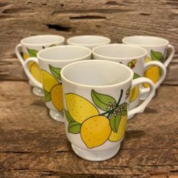 6 Vintage Lemon Print Coffee Mugs. Euc