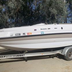 1997 one owner Chaparral Sunesta 210 deck boat Chaparral sunesta