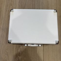 Victrola Journey+ Bluetooth suitcase record player Bundle (+5 Vinyls)