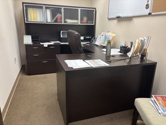 Office Desk w/ return and hutch