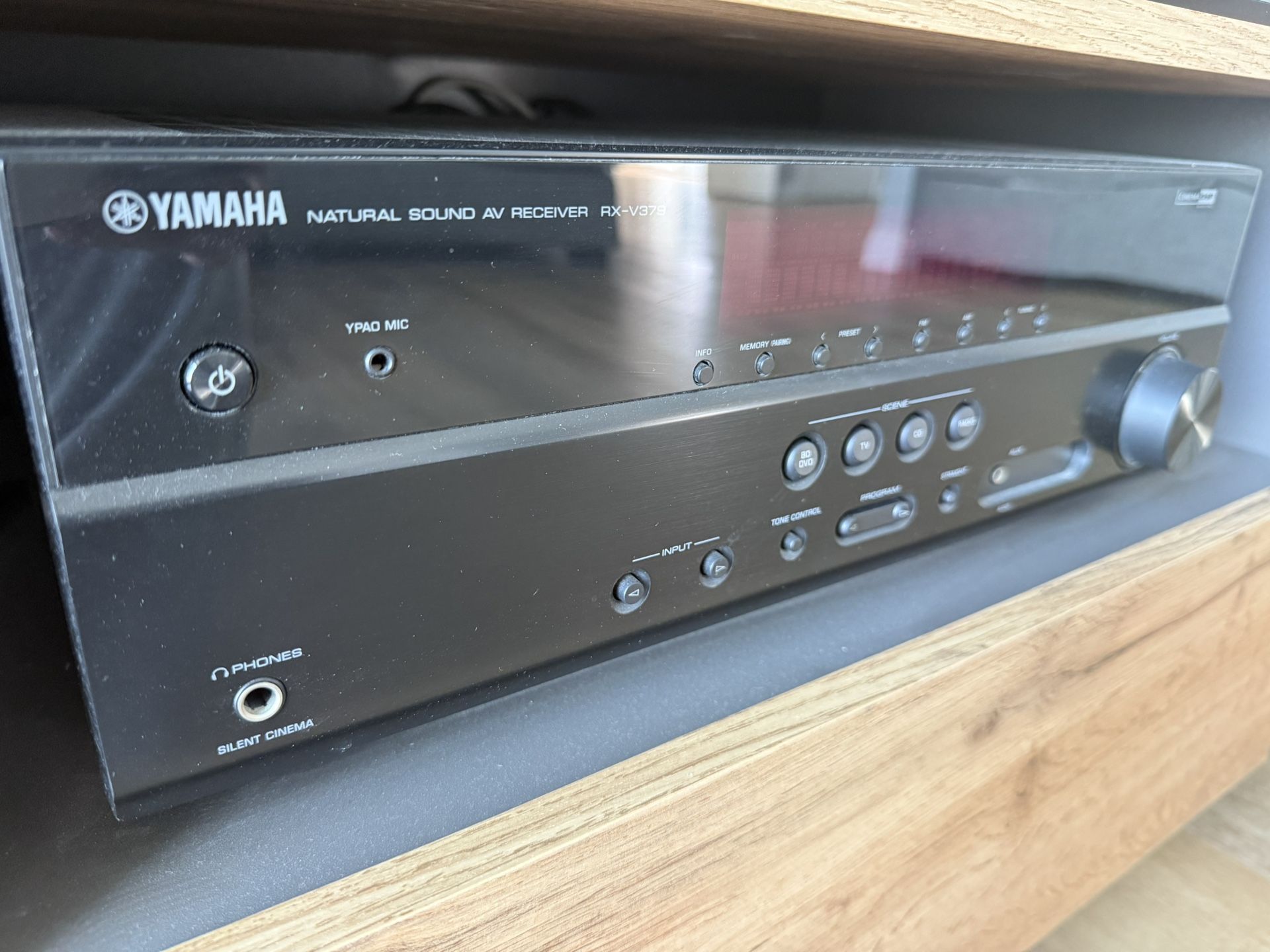 Yamaha RX-379 Audio Video Receiver